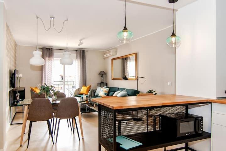 Precioso Y Tranquilo Apartamento En Sevilla Bagian luar foto