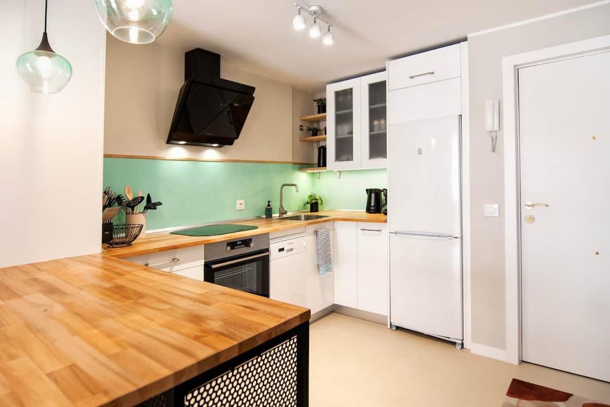 Precioso Y Tranquilo Apartamento En Sevilla Bagian luar foto