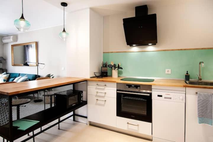 Precioso Y Tranquilo Apartamento En Sevilla Bagian luar foto